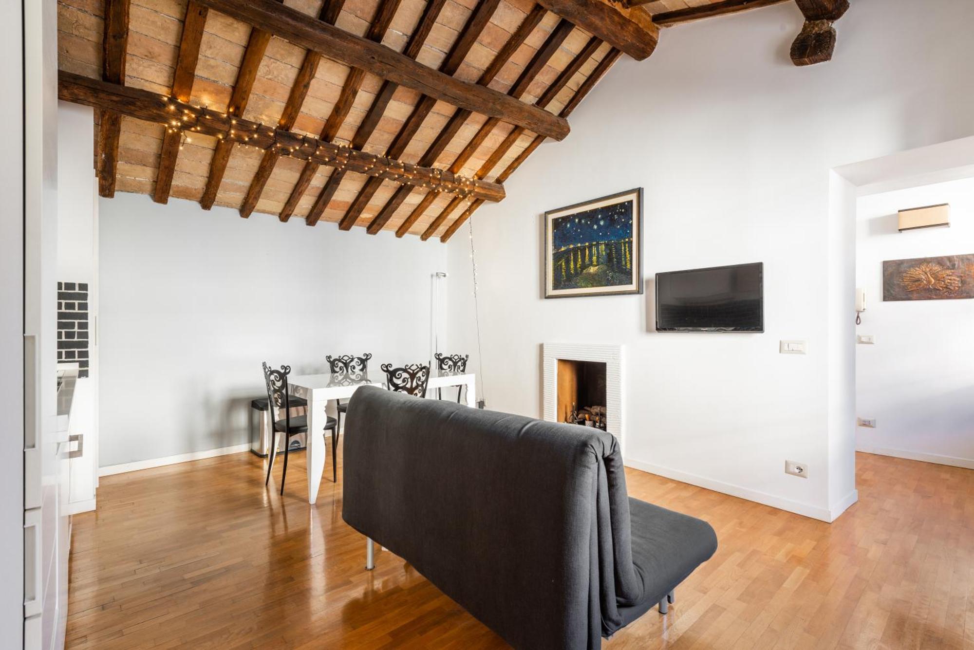 Pavone Centre Romantic Apartment Exterior photo